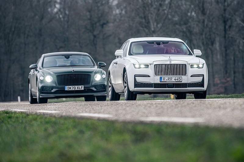 Rolls-Royce Ghost ontmoet Bentley Flying Spur