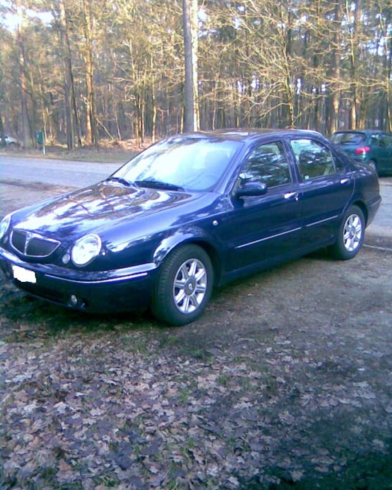 Lancia Lybra 1.9 JTD LX (2002)