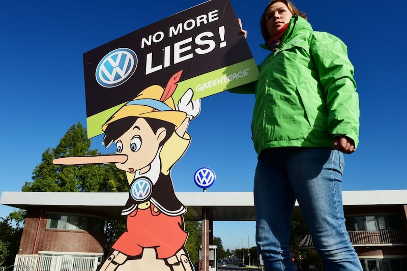 Volkswagen No more lies Greenpeace (foto ANP)