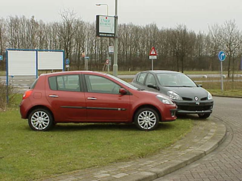 Renault Clio 1.5 dCi 85 Dynamique Luxe (2006)