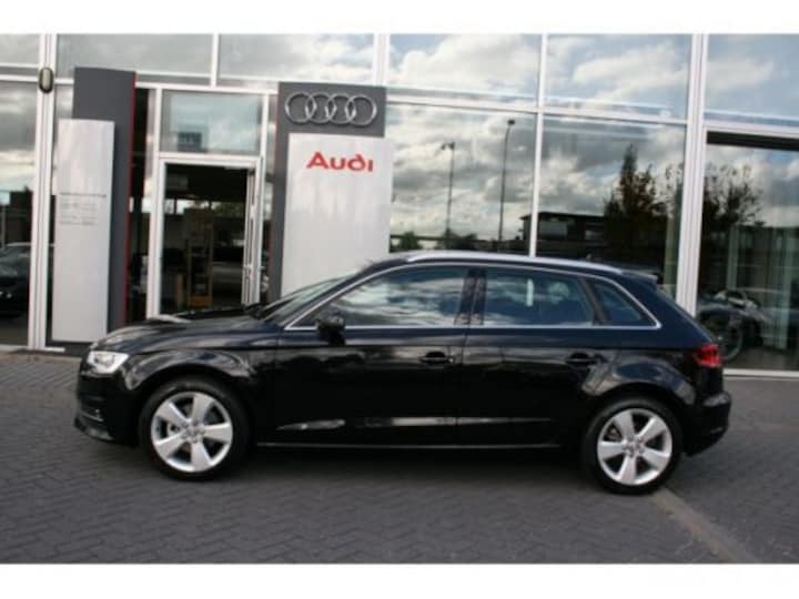 schade Gymnast Beenmerg Audi A3 Sportback 1.6 TDI Ambition Pro Line + (2013) review