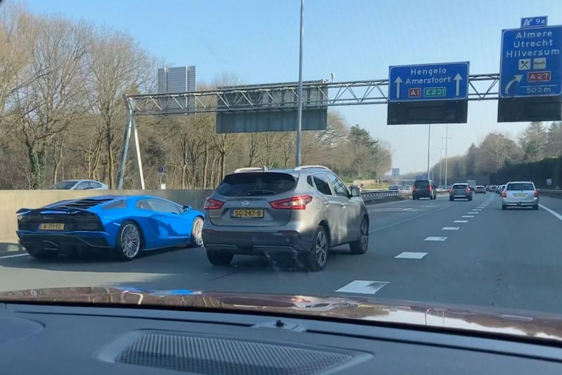 Lamborghini op A1 Noord-Holland Laren Bussum