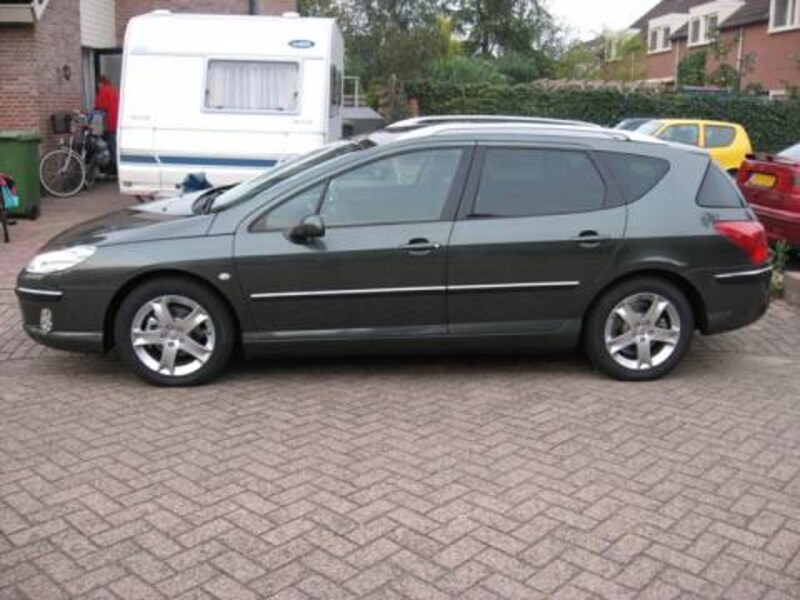 Peugeot 407 SW XS 2.0 HDiF 16V (2006)