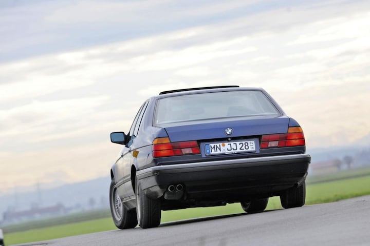 BMW 7-serie E32