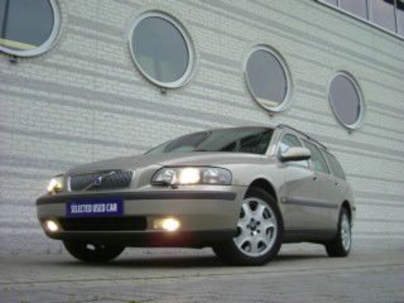 Volvo V70 2.4 D5 Edition II (2003)