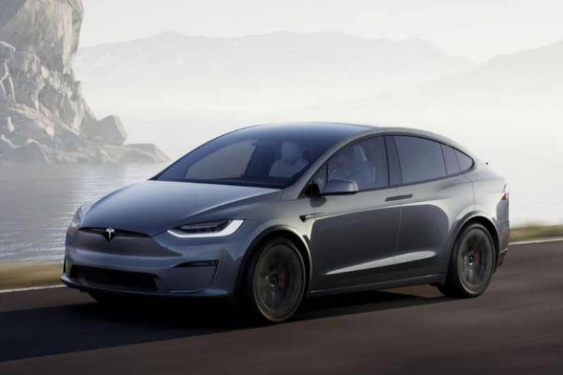 Tesla Model X facelift