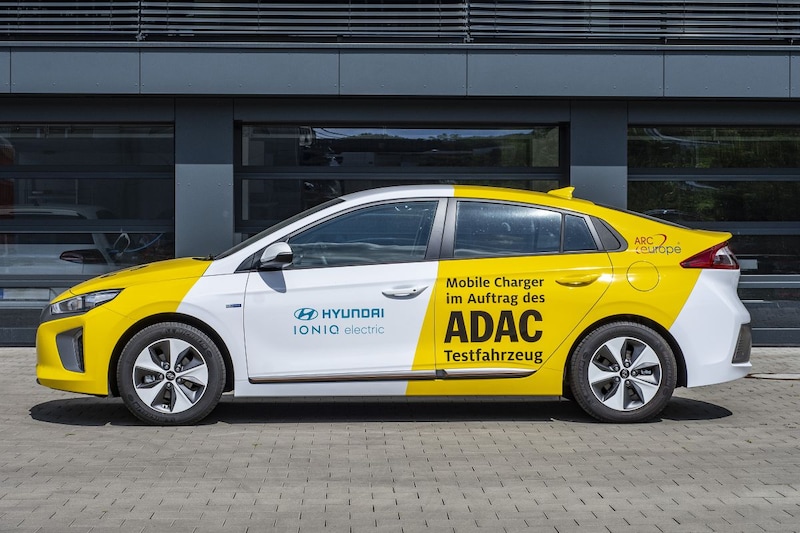Gestreept Lichaam Ounce Duitse ADAC test mobiele oplader stilgevallen EV's - AutoWeek