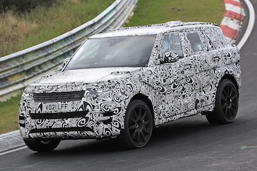 Nieuwe Range Rover SVR stiert over de 'Ring