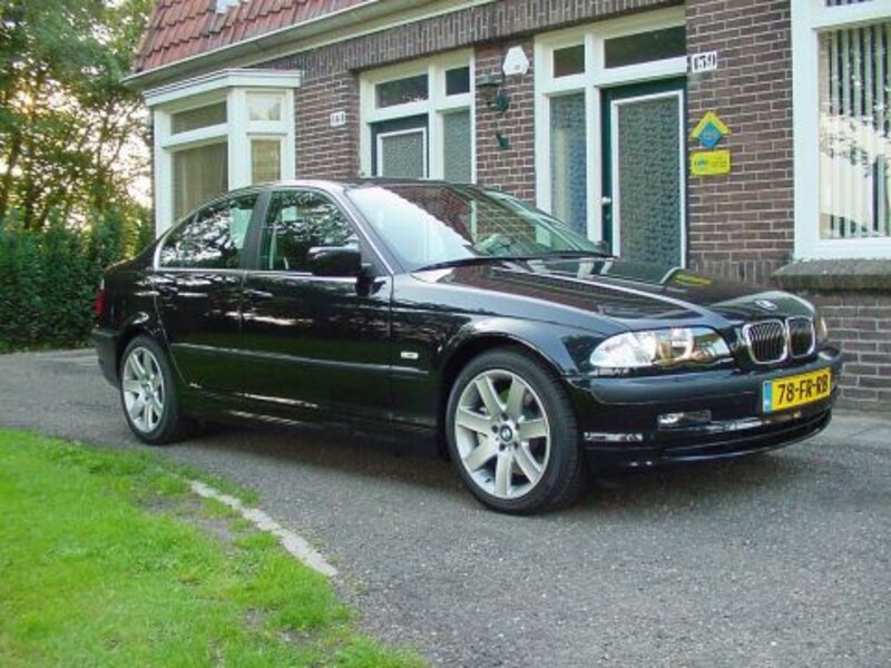 BMW 330d Executive (2000) #3