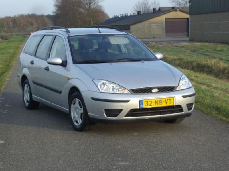 spreker Kritiek Roei uit Ford Focus Wagon 1.6 16V Cool Edition (2003) review