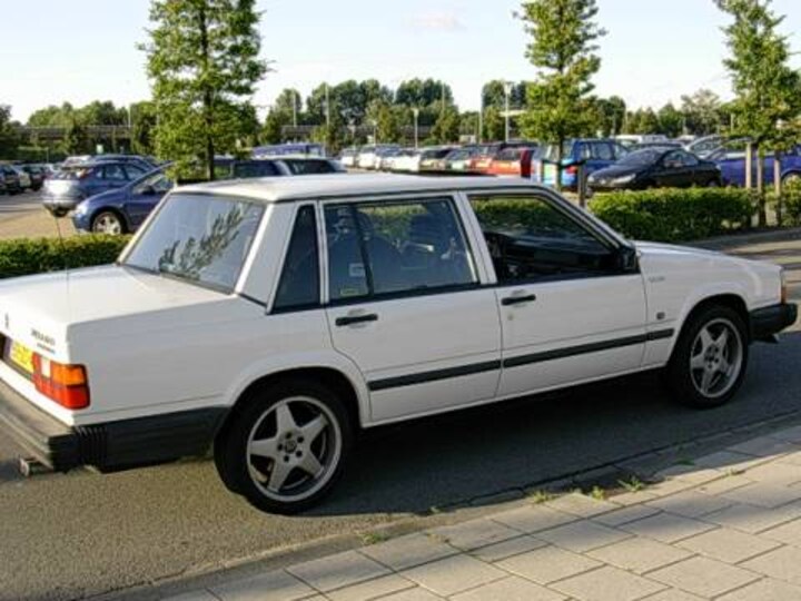 Volvo 740 Turbo (1986)
