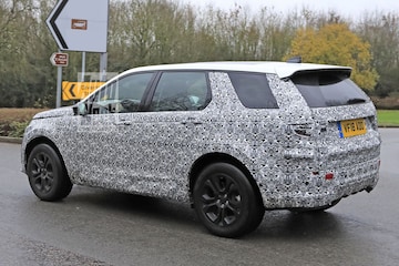 Vernieuwde Land Rover Discovery Sport gesnapt