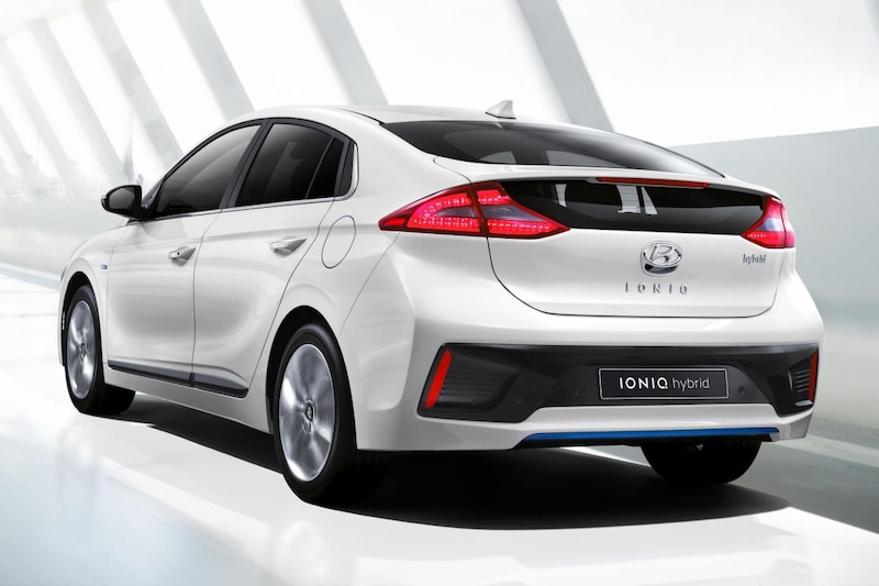 Hyundai Ioniq nu op officiële foto's te zien