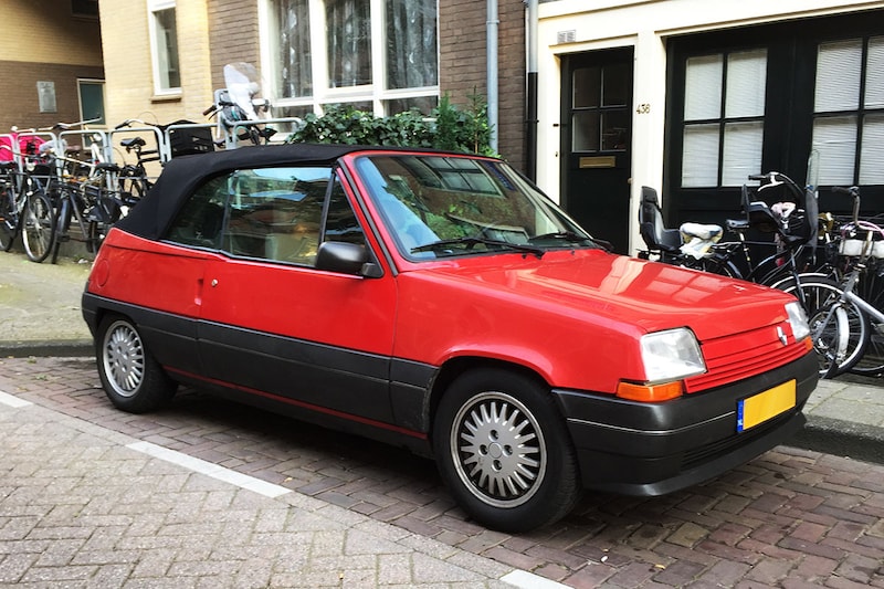 In het wild: Renault 5 cabrio (1990)