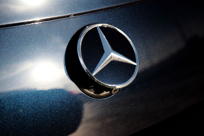 Daimler roept bijna miljoen auto's terug