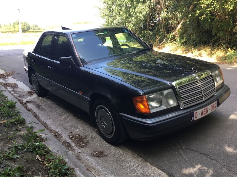 Mercedes-Benz 300 D (1991)