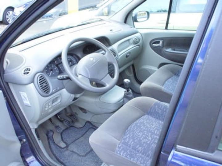 Renault Scénic 1.9 dCi Expression Sport (2002)