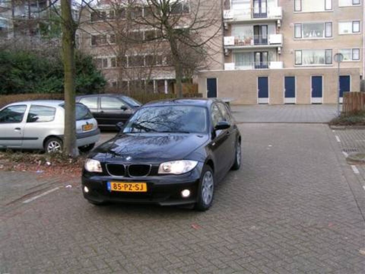 BMW 116i (2004)