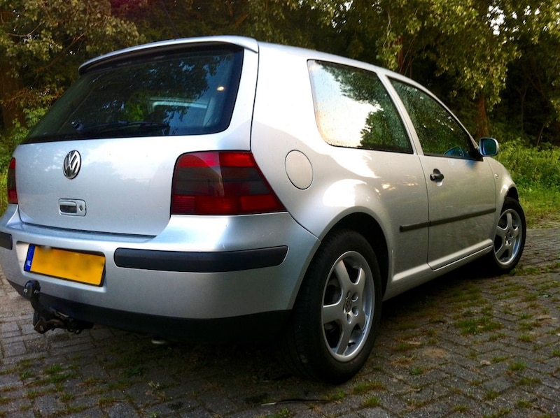 Volkswagen Golf 1.9 TDI 100pk (2001)