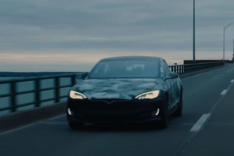 Tesla Model S met One accu