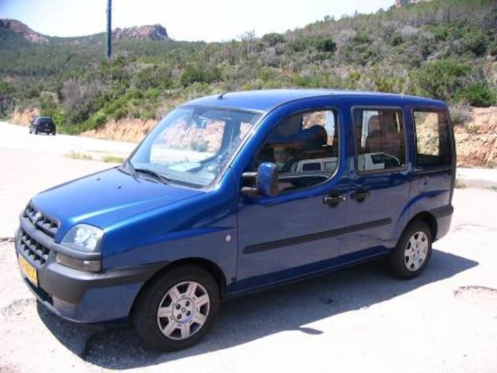Fiat Doblò 1.6 16v Dynamic (2004)