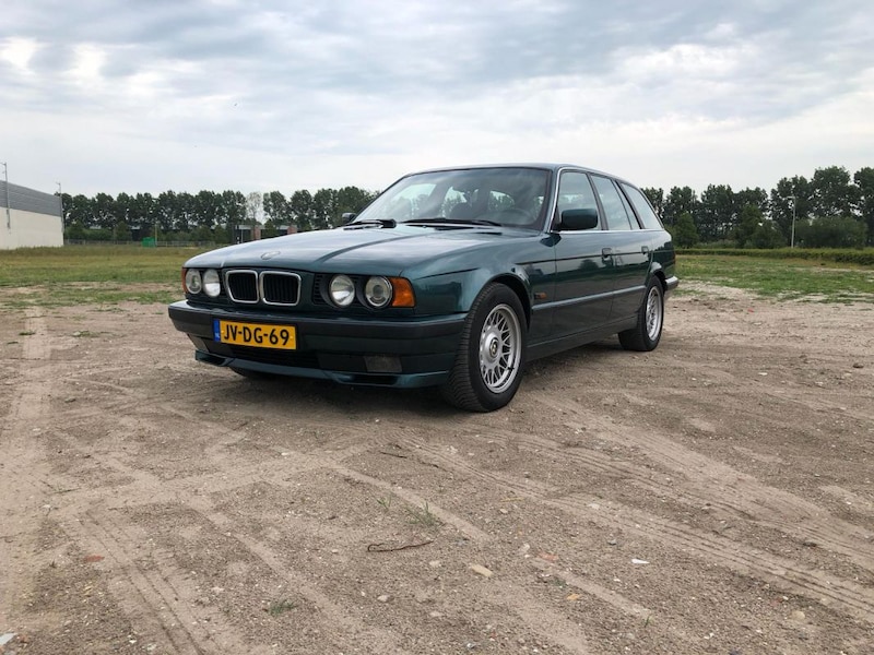 BMW 540i Touring Edition (1995)