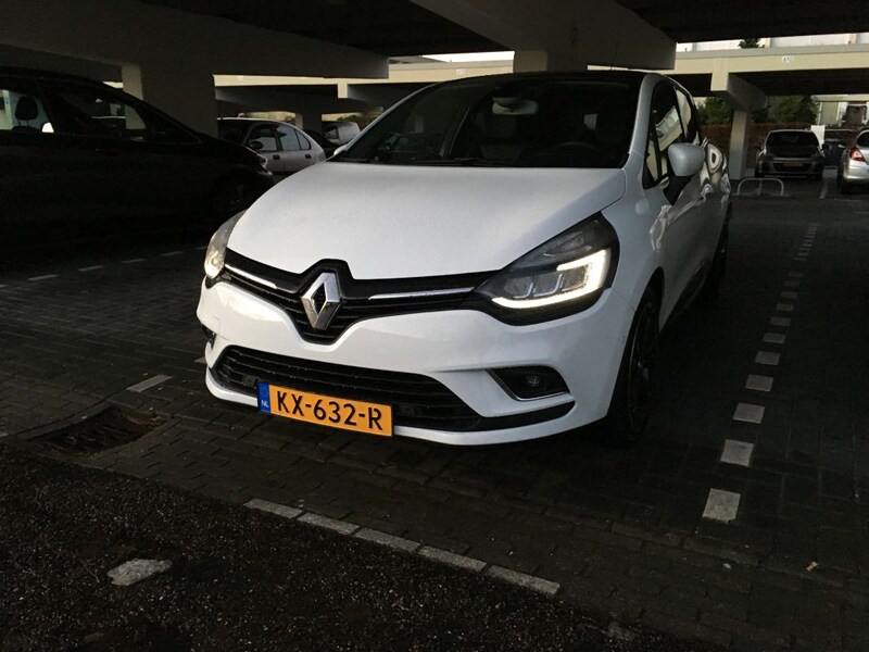 Renault Clio Estate TCe 120 Intens (2017)
