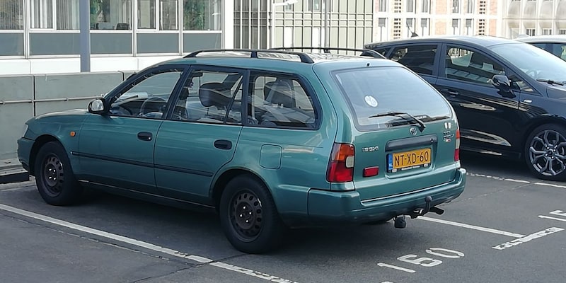 Toyota Corolla Stationwagon 1.6 XLi (1996)
