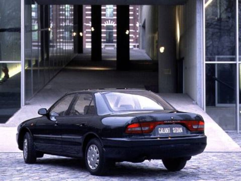 Mitsubishi Galant 1.8 GLi (1995)