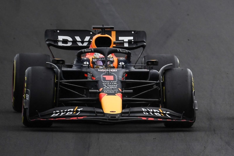 Max Verstappen pakt eerste overwinning op Monza
