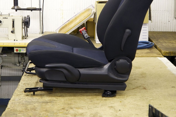Maatwerk autostoel - Vlakkere zitting Mazda autostoel
