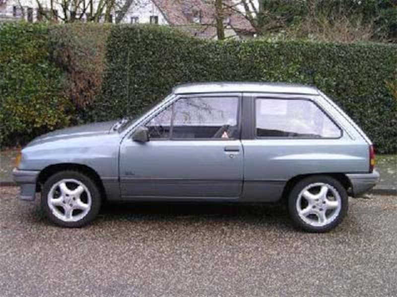 Opel Corsa 1.3 S GL (1989)