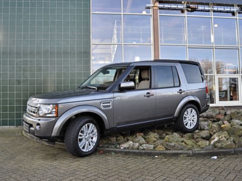 Land Rover Discovery SDV6 3.0 HSE (2011)