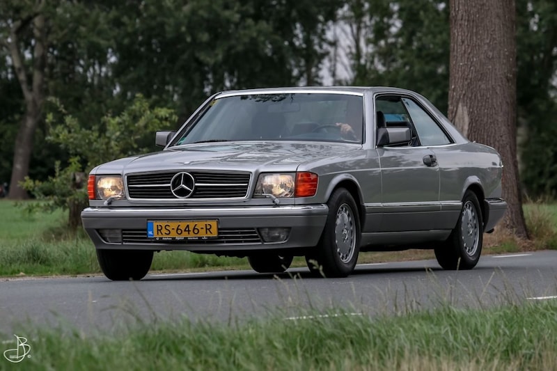 Mercedes-Benz 560 SEC (1987)