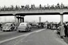 In 1955 is de eerste snelweg- file, bij Oudenrijn, een beziens- waardigheid.