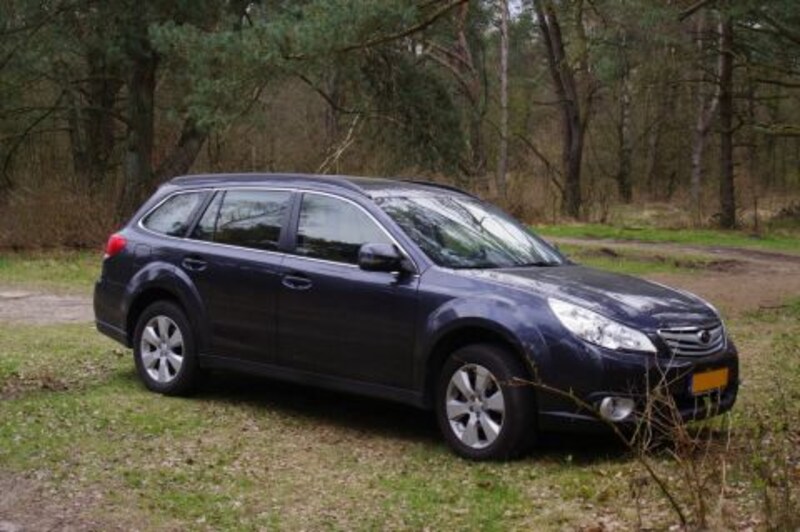 Subaru Outback 2.5i Exclusive (2009)