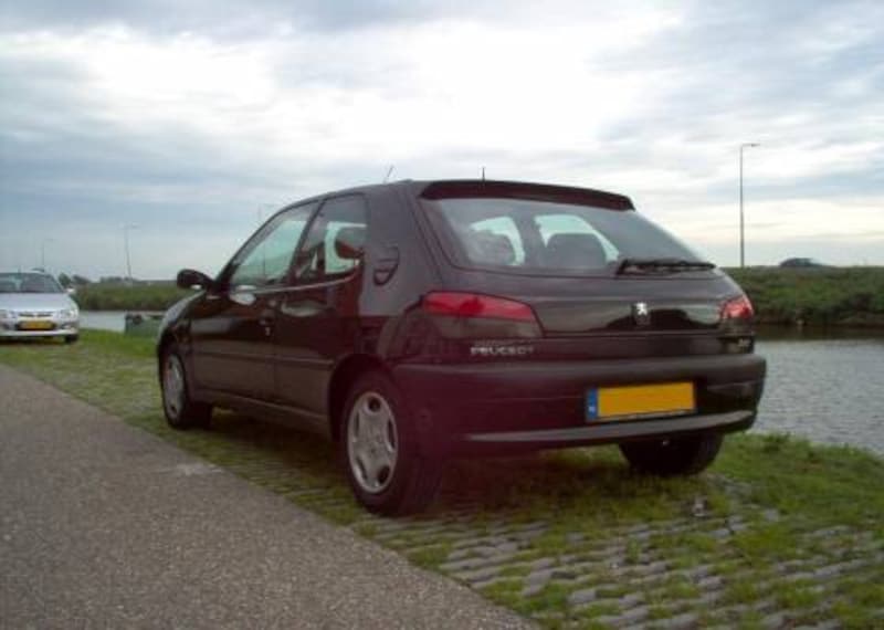 Peugeot 306 XS 1.6 (1998)