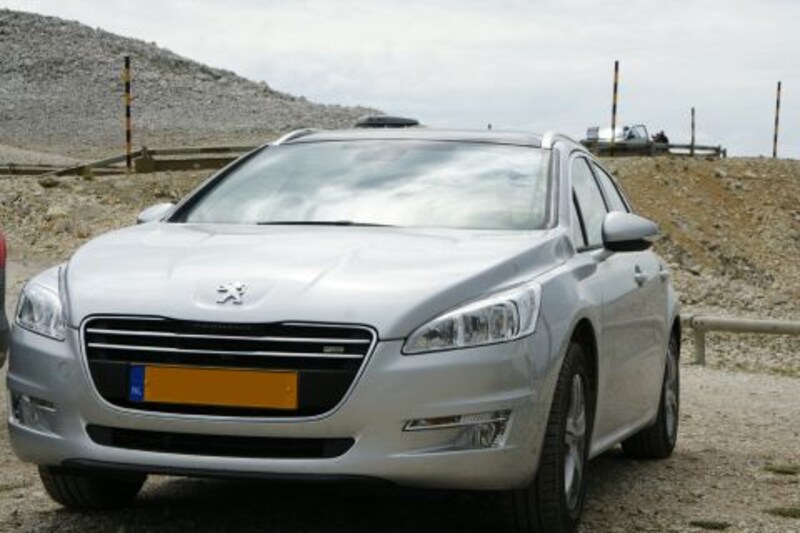 Peugeot 508 SW Active 1.6 e-HDi (2011)