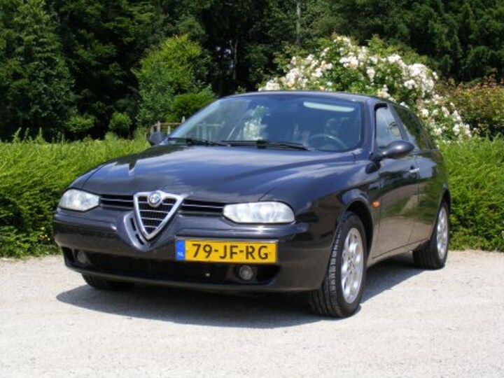 Alfa Romeo 156 Sportwagon 1.9 JTD (2002)