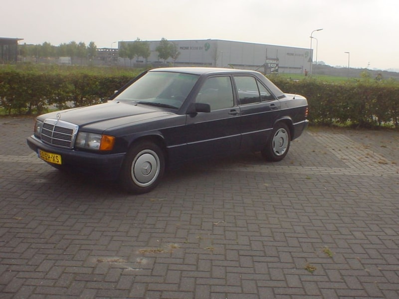 Mercedes-Benz 190 D (1989) #2