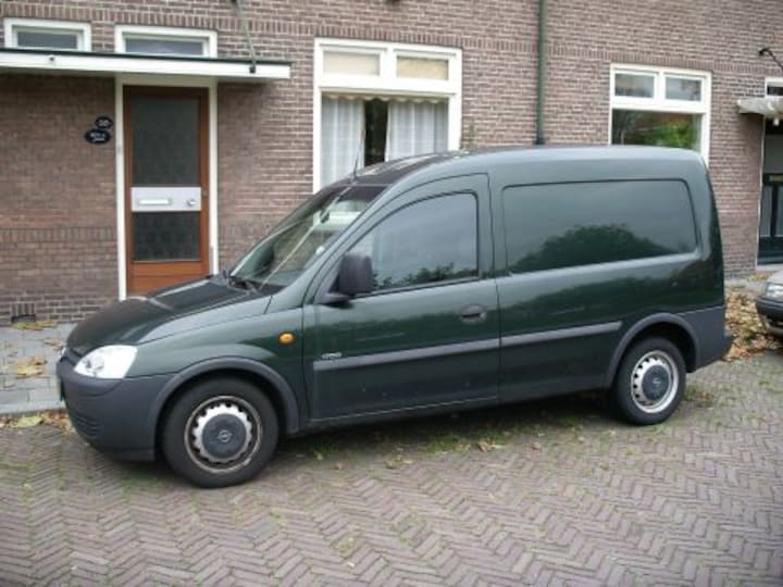 Opel Combo (2002)