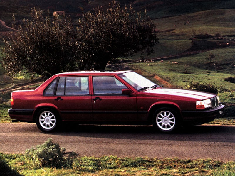 Volvo 940 GL 2.3i (1992)
