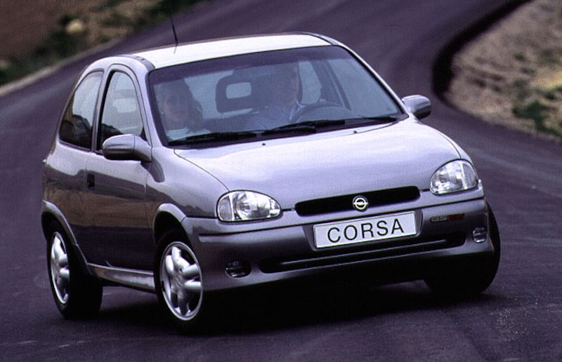 Opel Corsa 1.6 GSi 16V (1995)