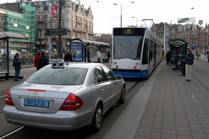 Amsterdamse taxi's vanaf 2018 minimaal Euro 5