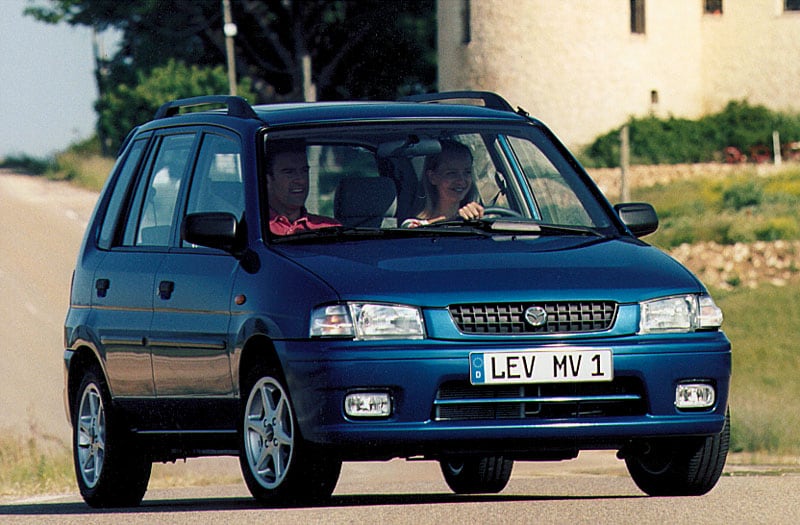 Mazda Demio 1.3 GLX (1999) review AutoWeek.nl