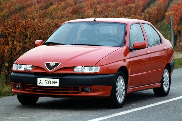 Alfa Romeo 146 1.8 Twin Spark 16V L (1998)