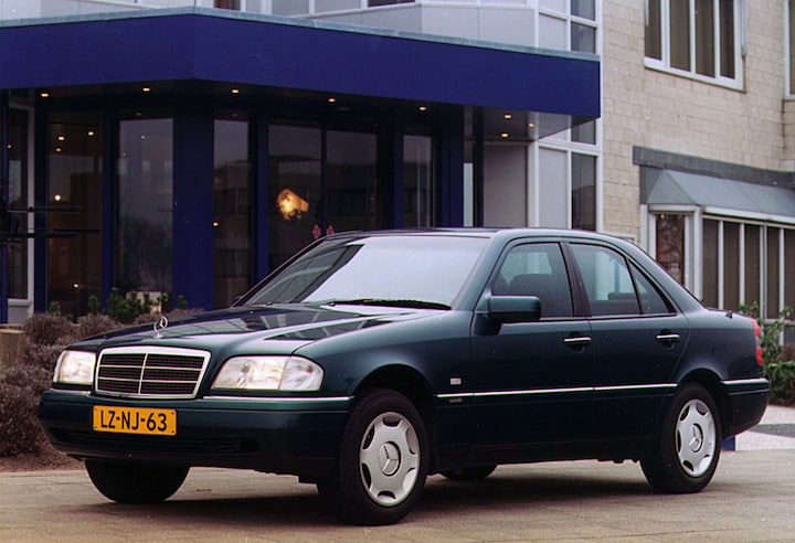 Mercedes-Benz C 220 Diesel Classic (1997) #2