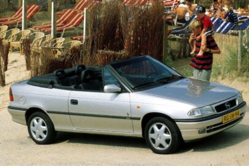 Opel Astra Cabrio 1.8i-16V Comfort (1997)