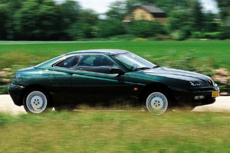 Alfa Romeo GTV 2.0 Twin Spark 16V (1996)