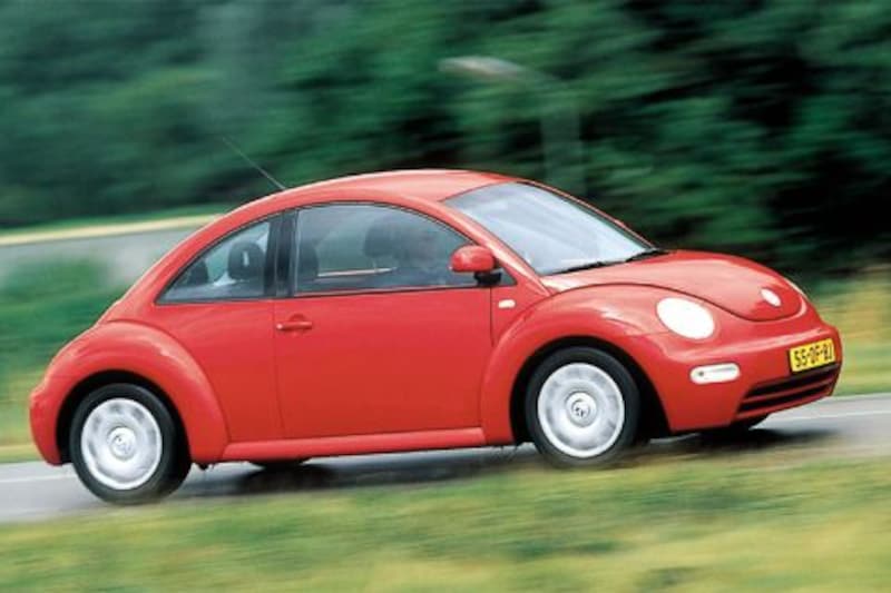 Volkswagen New Beetle 2.0 Highline (1999)